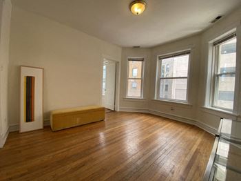 Large bay windows at 2834-8 N Orchard